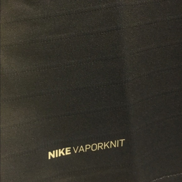 ❌ SOLD ❌. Nike PSG 2018-2019 Size M - Picture 6 of 8